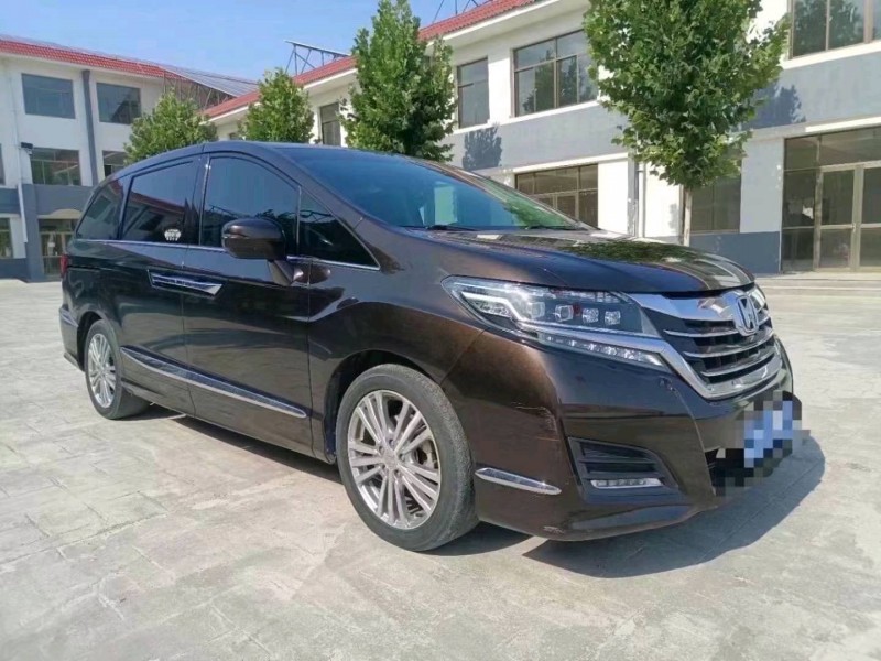 临沂18年本田艾力绅3