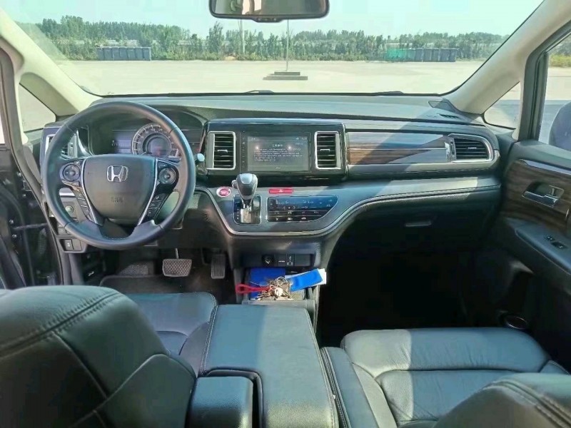 临沂18年本田艾力绅7