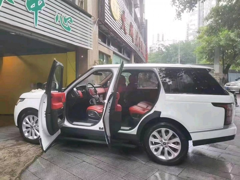 成都14年路虎揽胜行政4