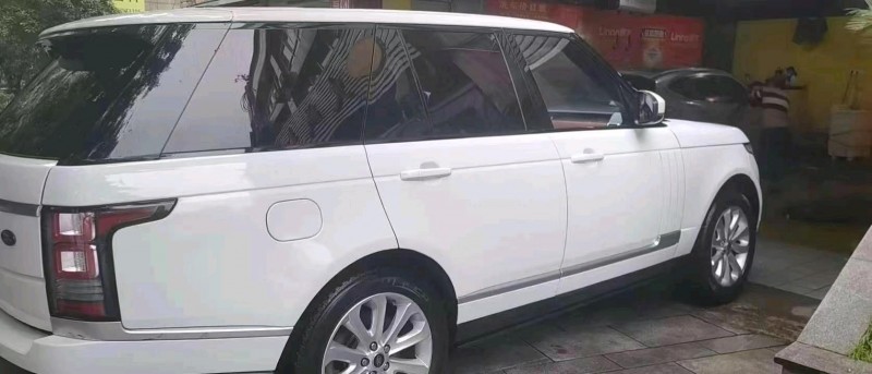 成都14年路虎揽胜行政6