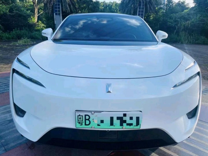 广州23年阿维塔111
