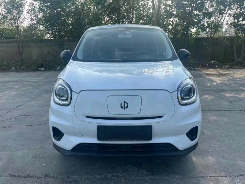 徐州20年零跑汽車T031