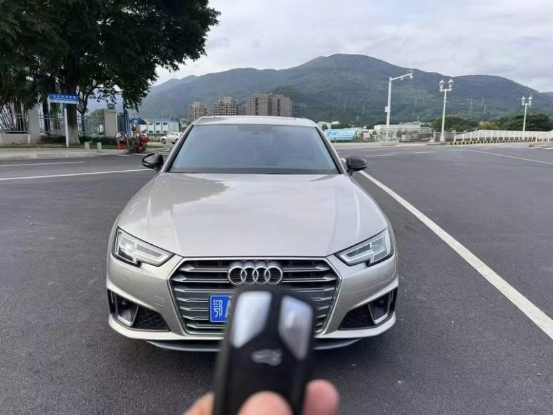 东莞19年奥迪A4L1