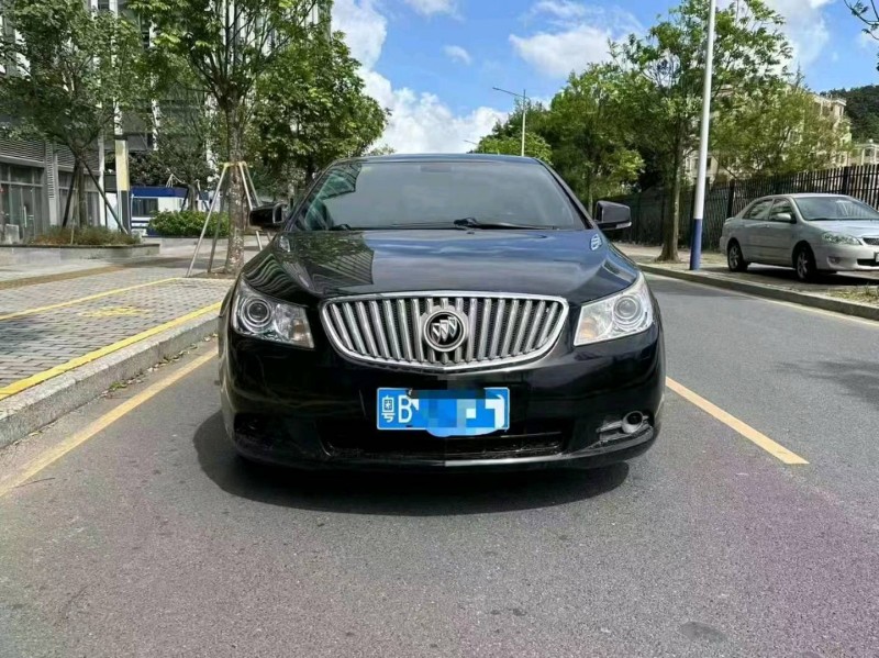 深圳10年别克君越1