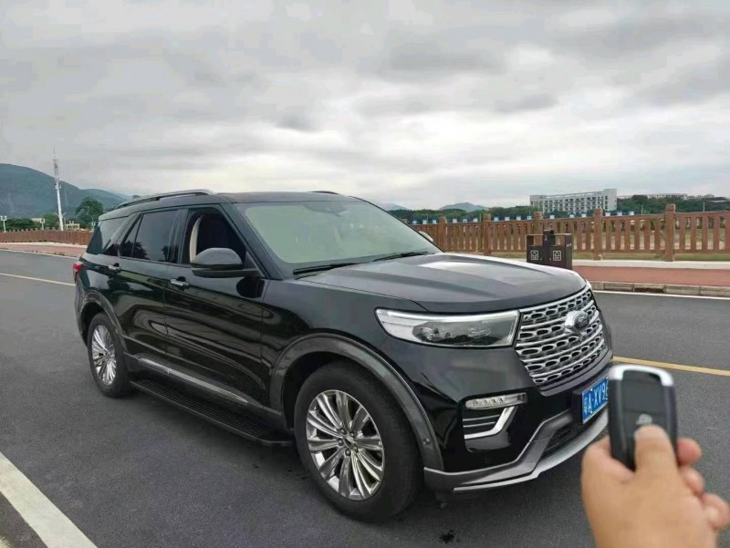 东莞21年福特探险者3