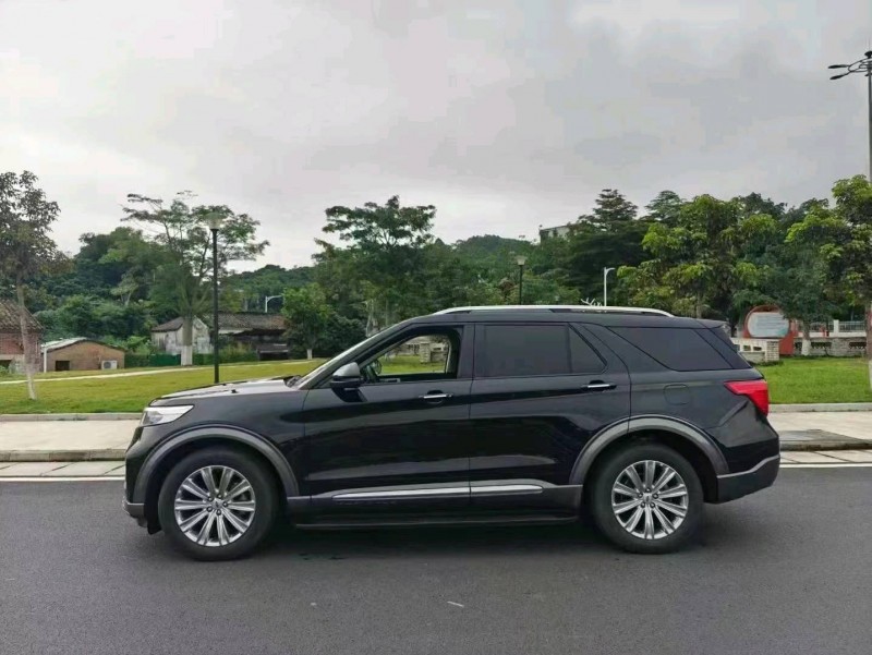 东莞21年福特探险者7