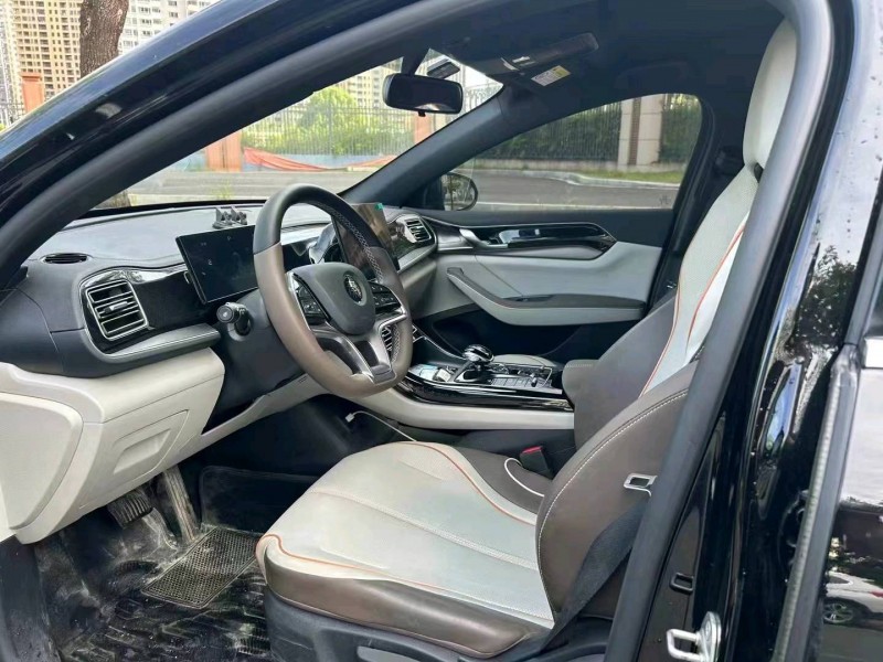 深圳23年比亚迪秦4