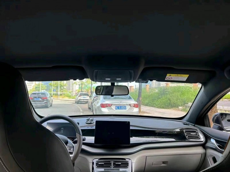 深圳23年比亚迪秦8