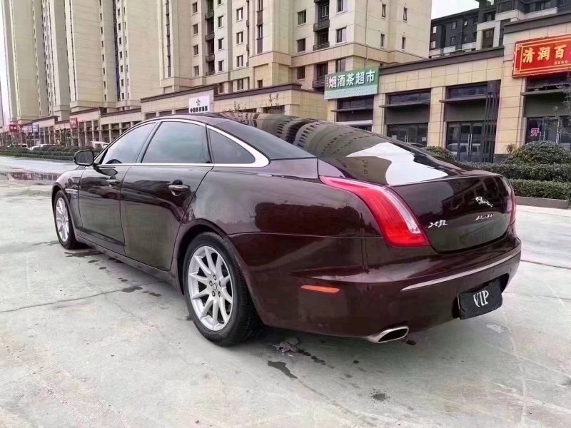 济宁12年捷豹XJ8