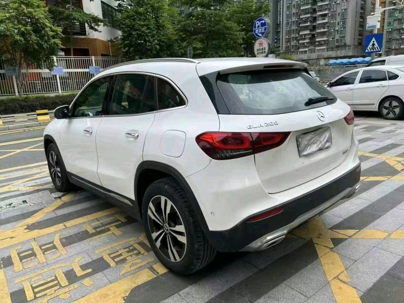 江门20年奔驰GLA6