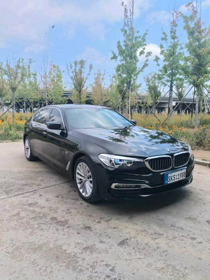 青岛17年别克君越3