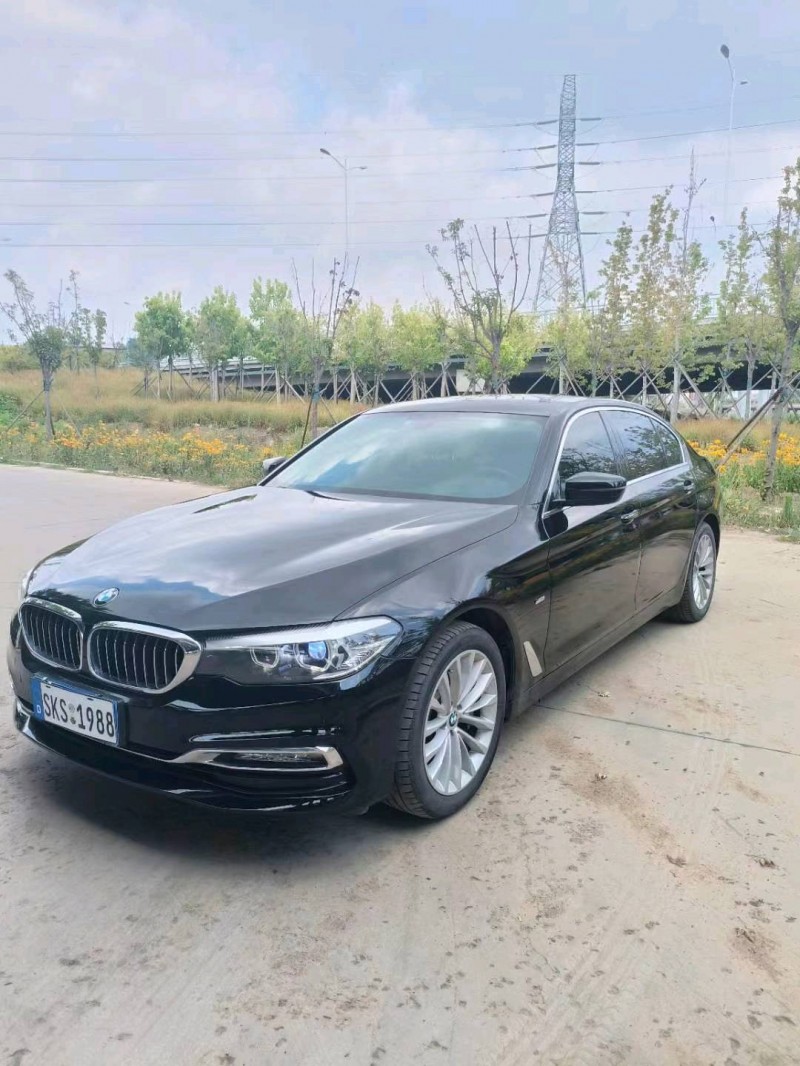 青岛17年别克君越4