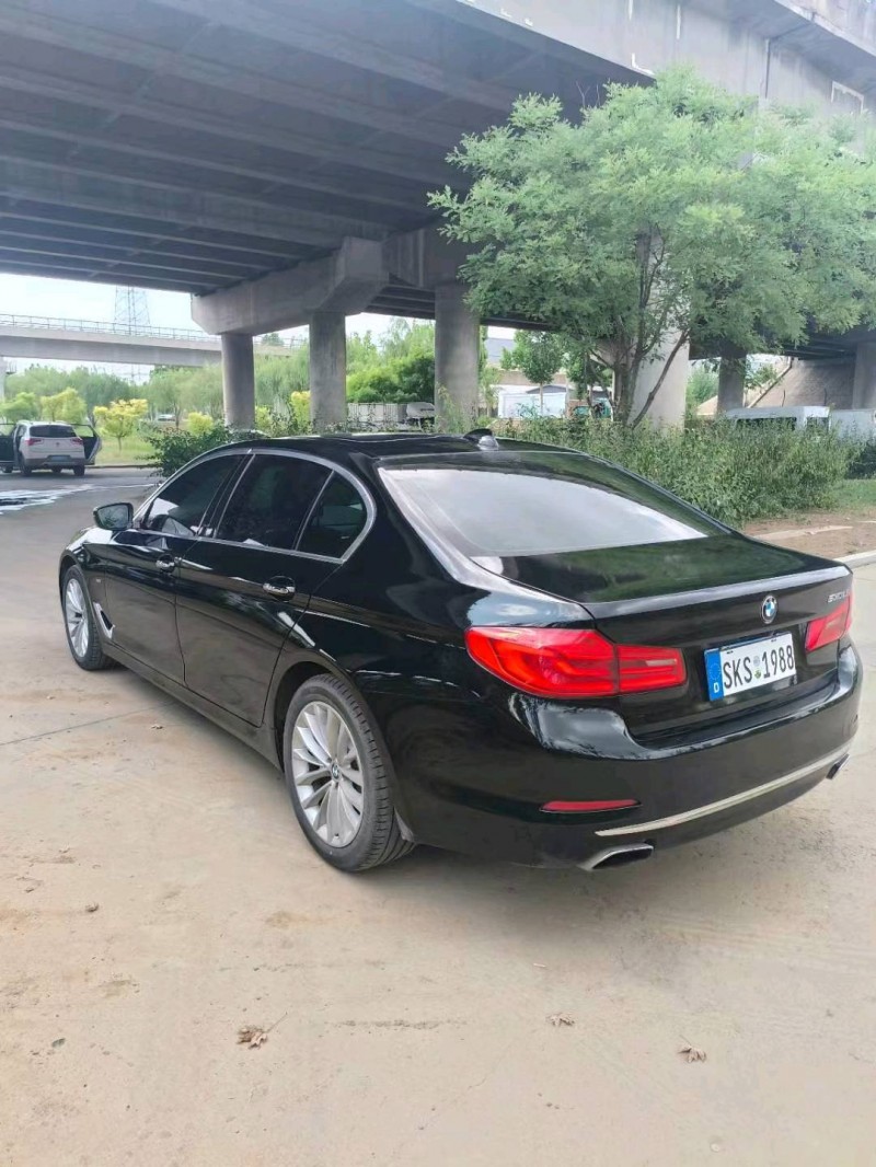 青岛17年别克君越9