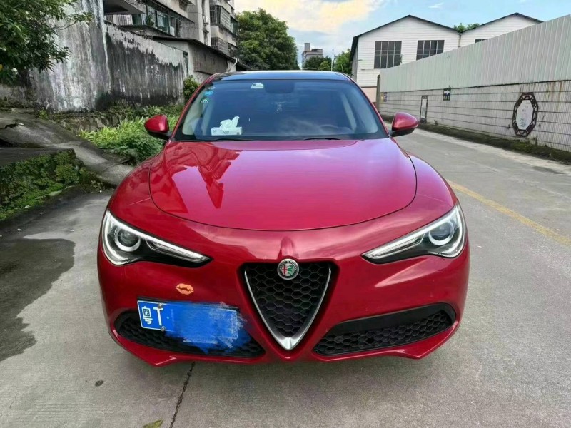 广州19年阿尔法·罗密欧Stelvio1