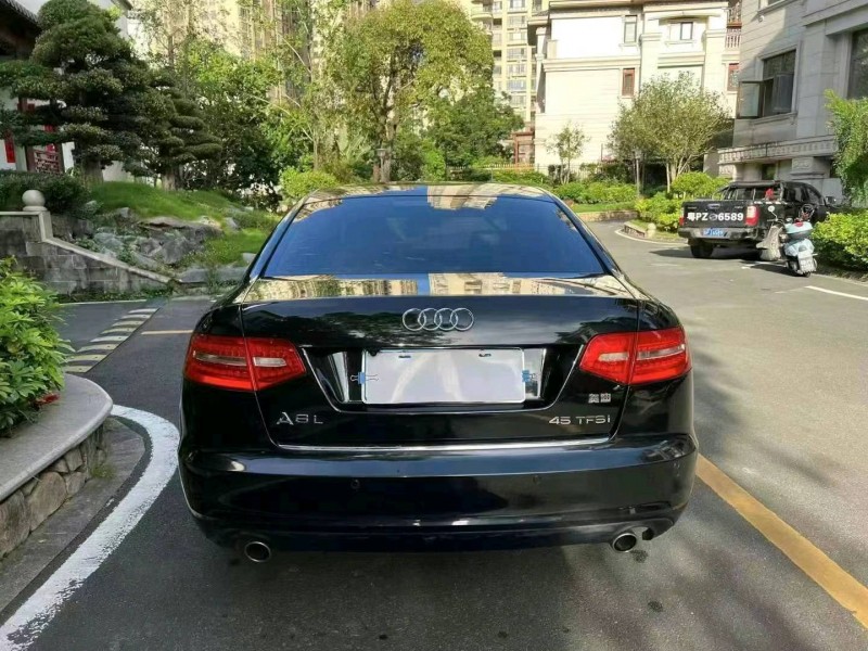 珠海12年奧迪A6L8