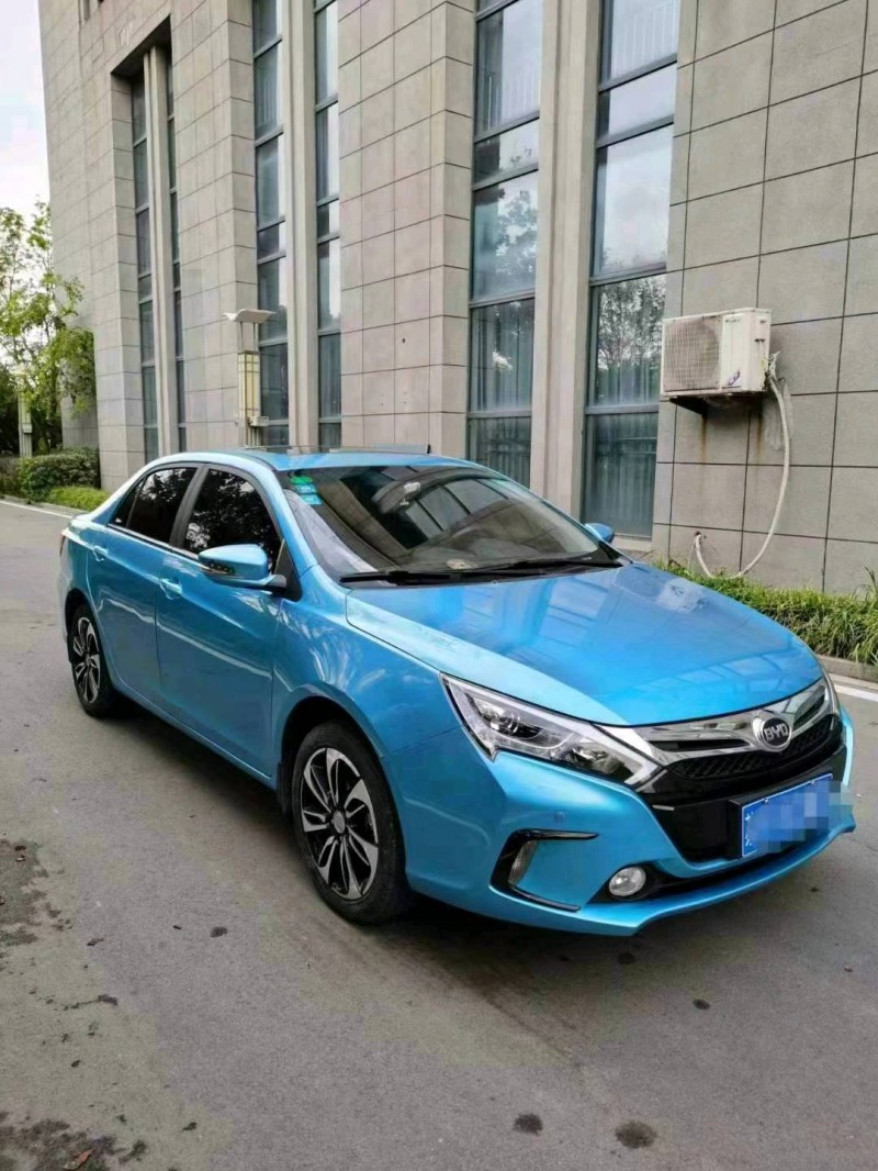 徐州17年比亚迪秦3