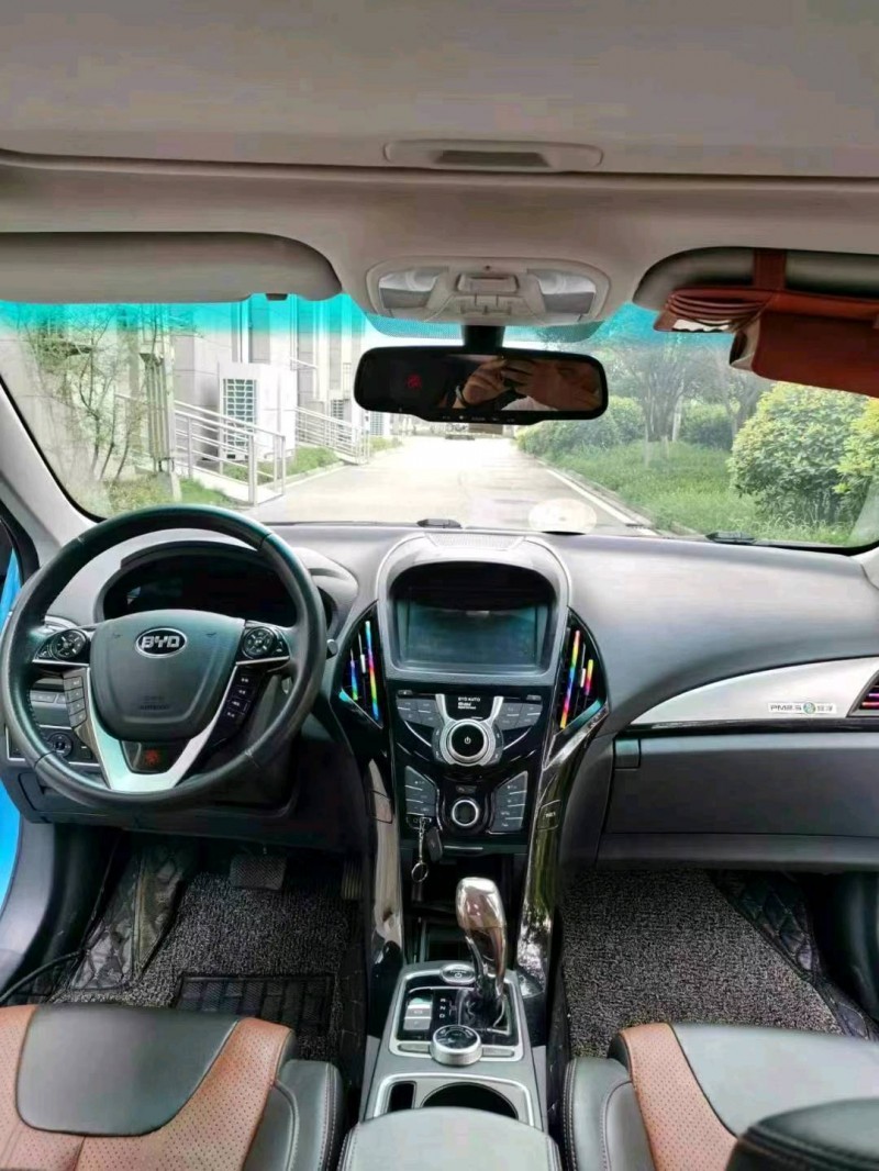 徐州17年比亚迪秦8