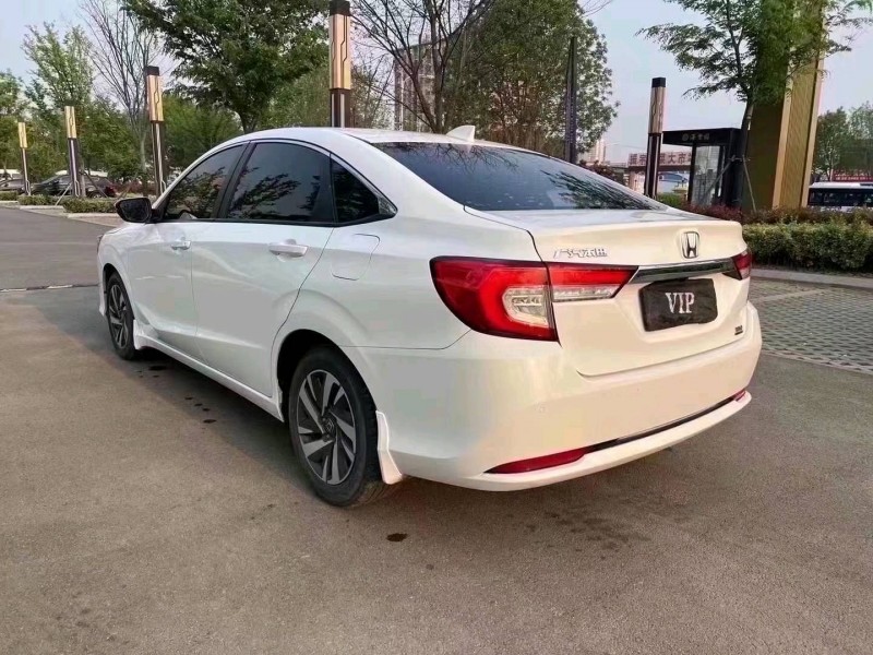 济宁19年本田凌派8