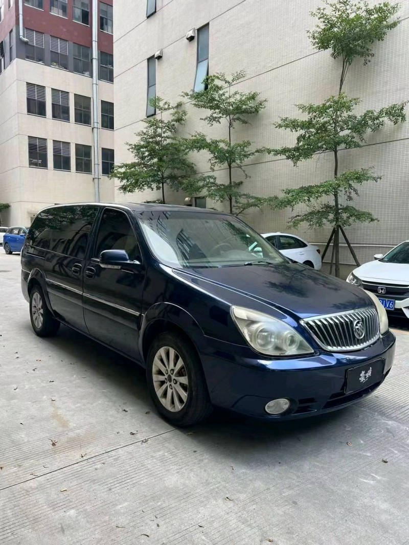 佛山15年别克GL82