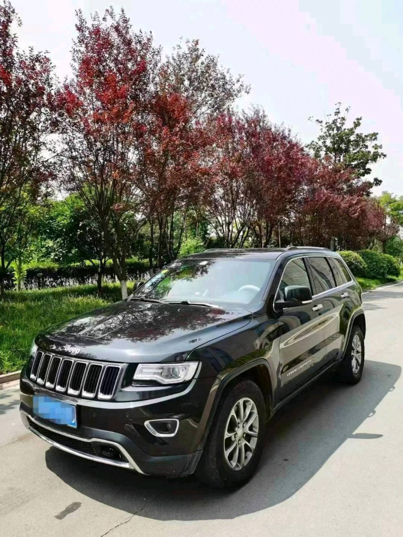 徐州14年Jeep大切诺基2