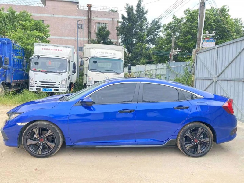 广州21年本田思域4