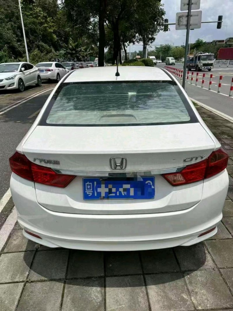 佛山17年本田锋范4