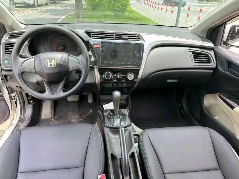 佛山17年本田锋范7