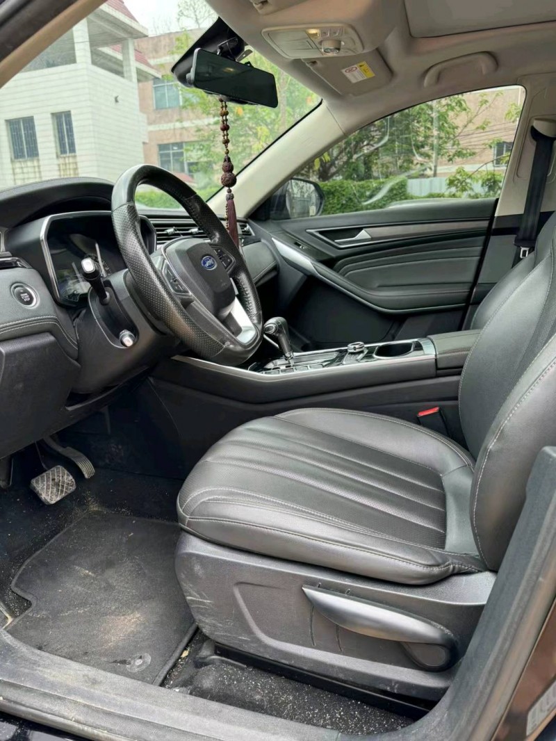 广州20年福特领界7