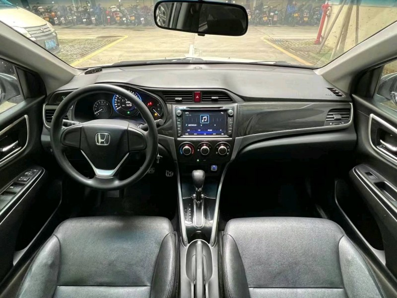 佛山16年本田凌派8