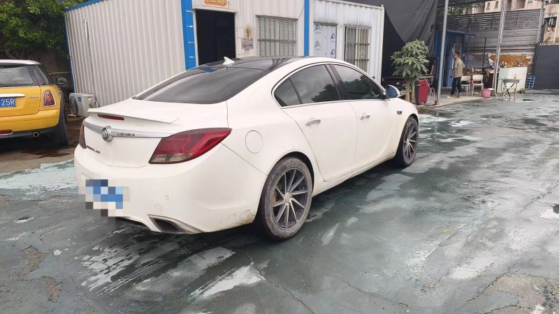 东莞12年别克君威2