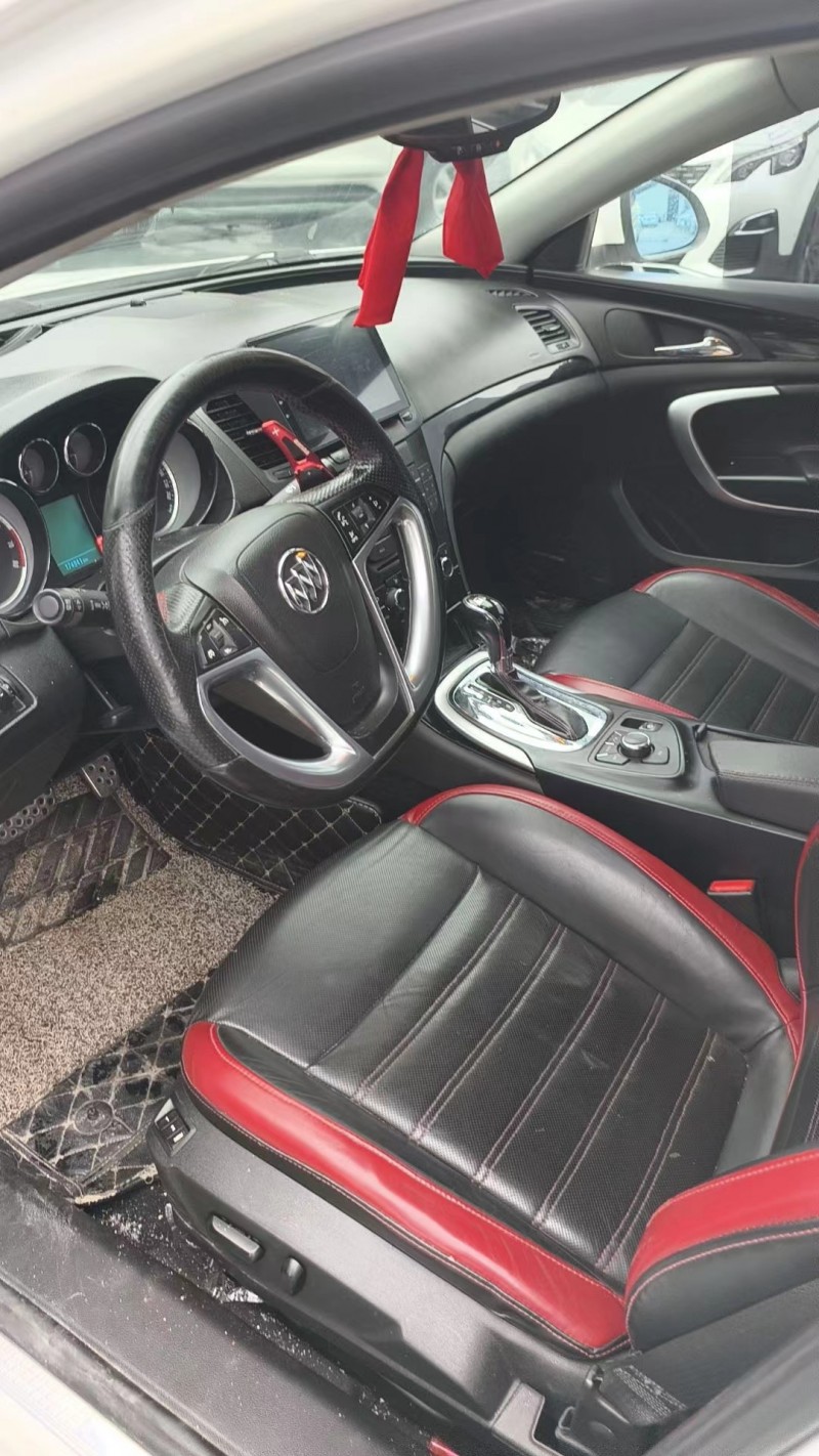 东莞12年别克君威4