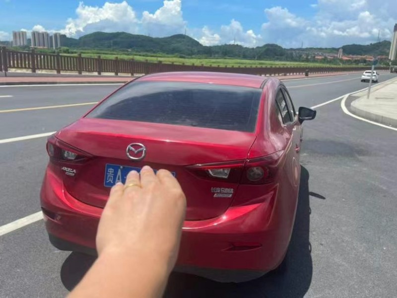 东莞17年马自达昂克赛拉8
