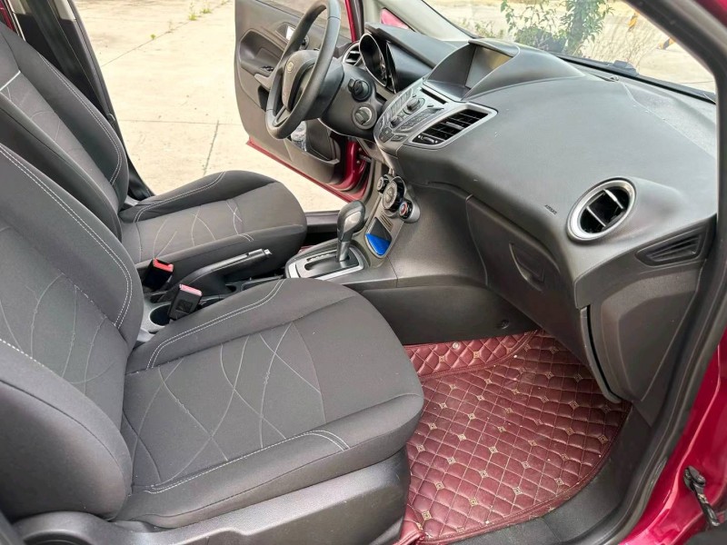 徐州14年福特嘉年华4