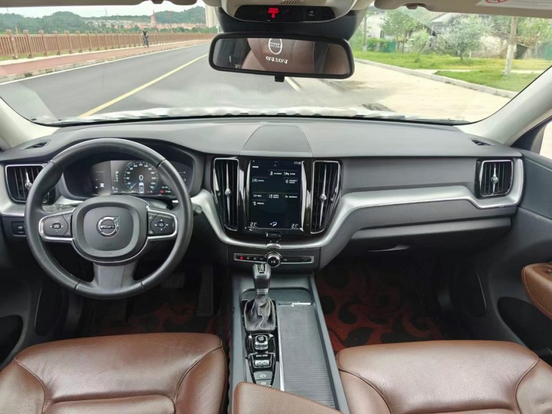 东莞19年沃尔沃XC605