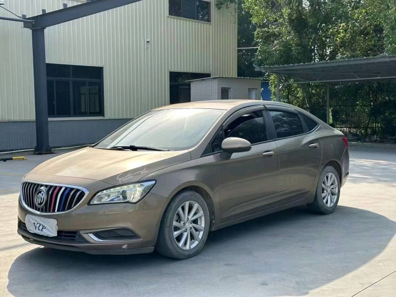 中山16年别克英朗2