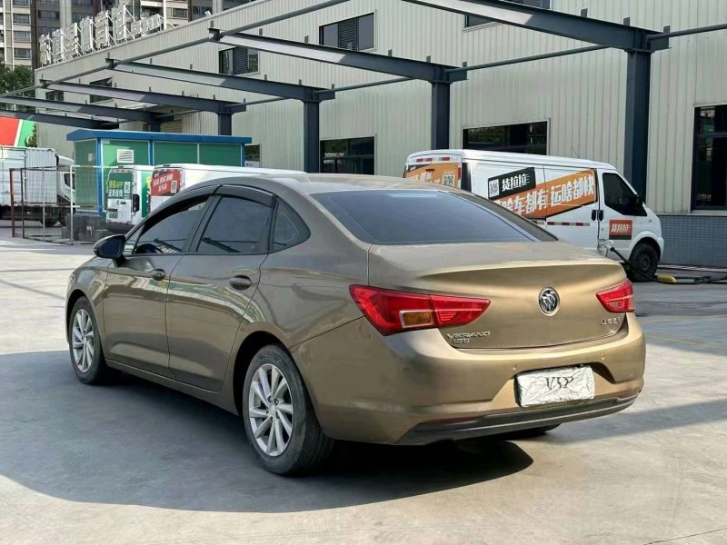 中山16年别克英朗8