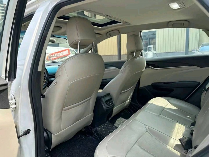 中山18年别克英朗6