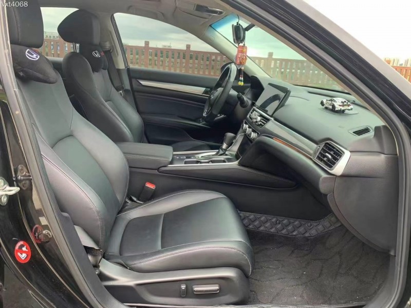 东莞22年本田雅阁5