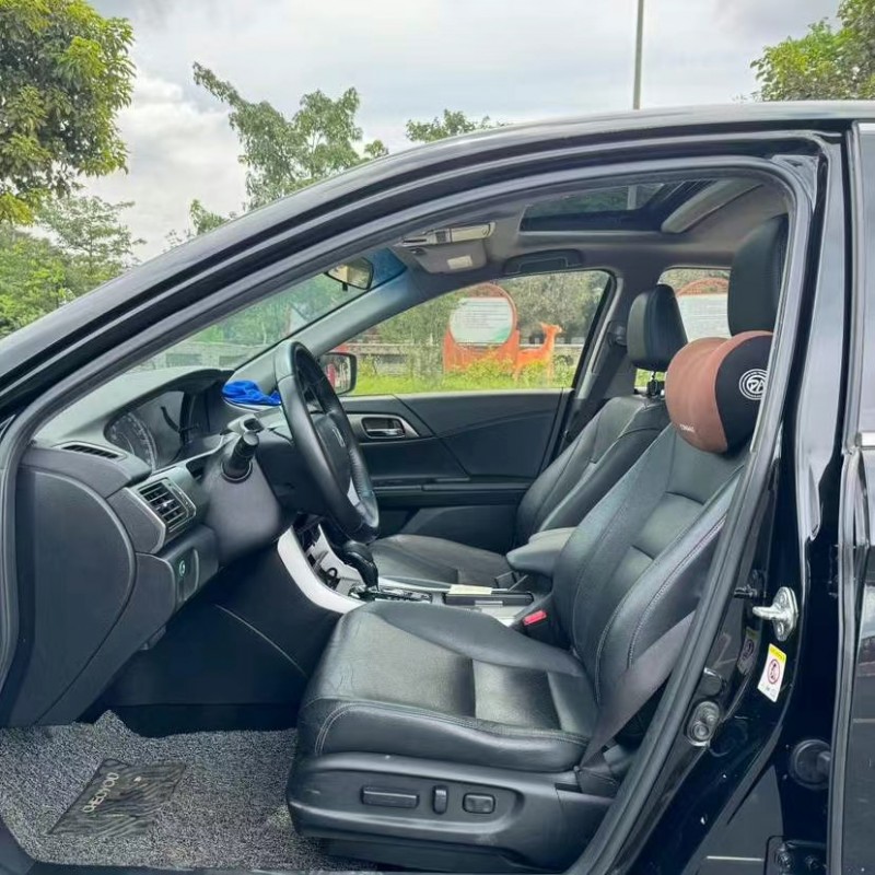 东莞16年本田雅阁4