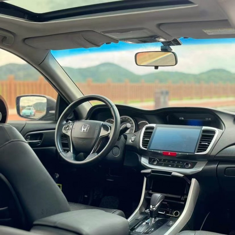 东莞16年本田雅阁5