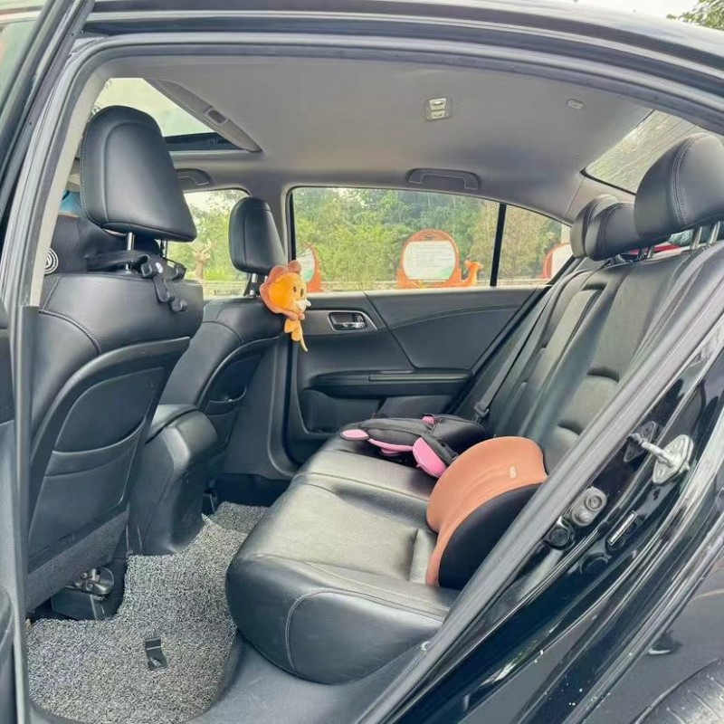 东莞16年本田雅阁6