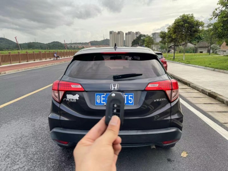 东莞18年本田缤智9