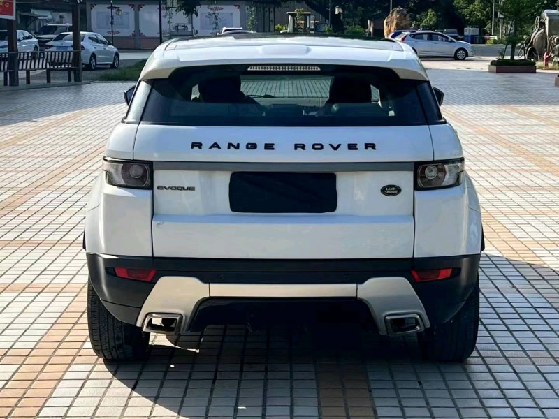 汕头15年路虎极光9