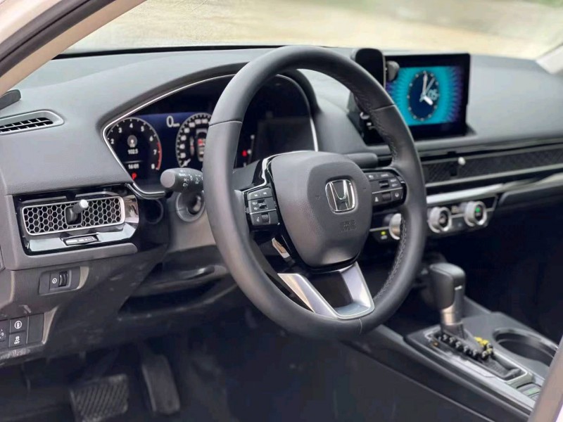 汕头23年本田型格5