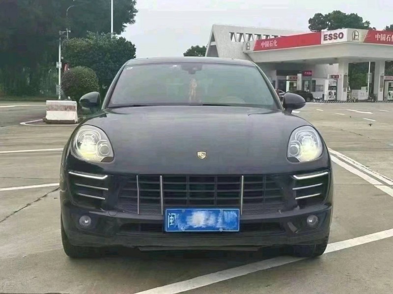 三明17年保時捷Macan1