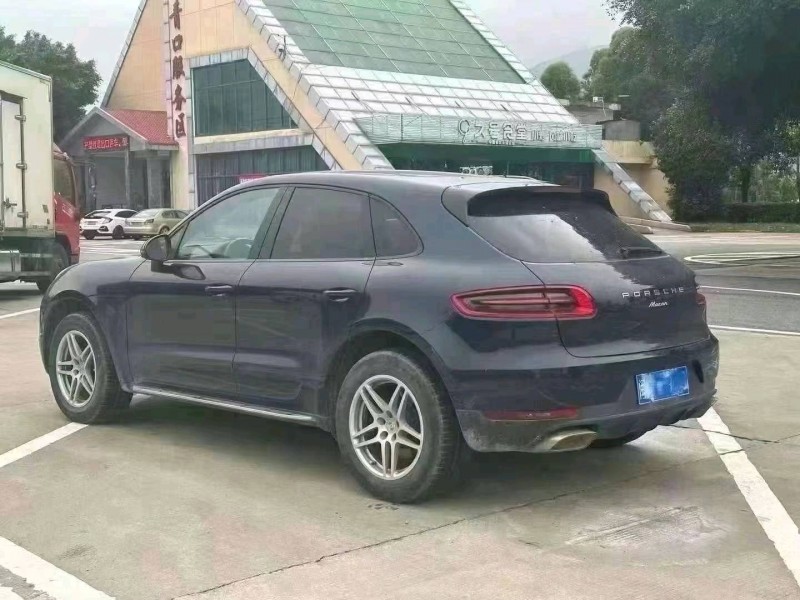三明17年保時捷Macan5