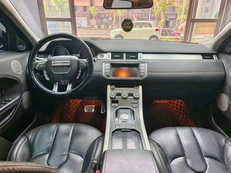 东营13年路虎极光4