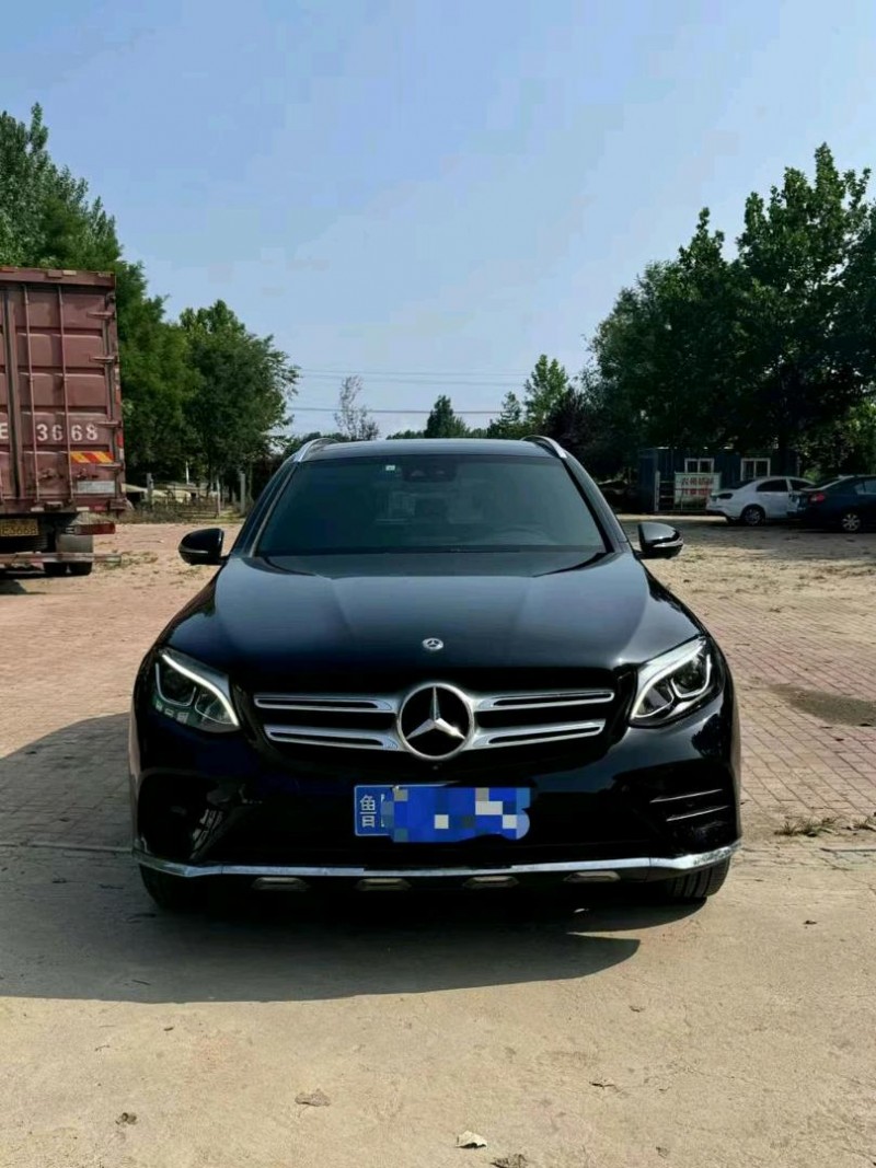 青岛19年奔驰GLC1