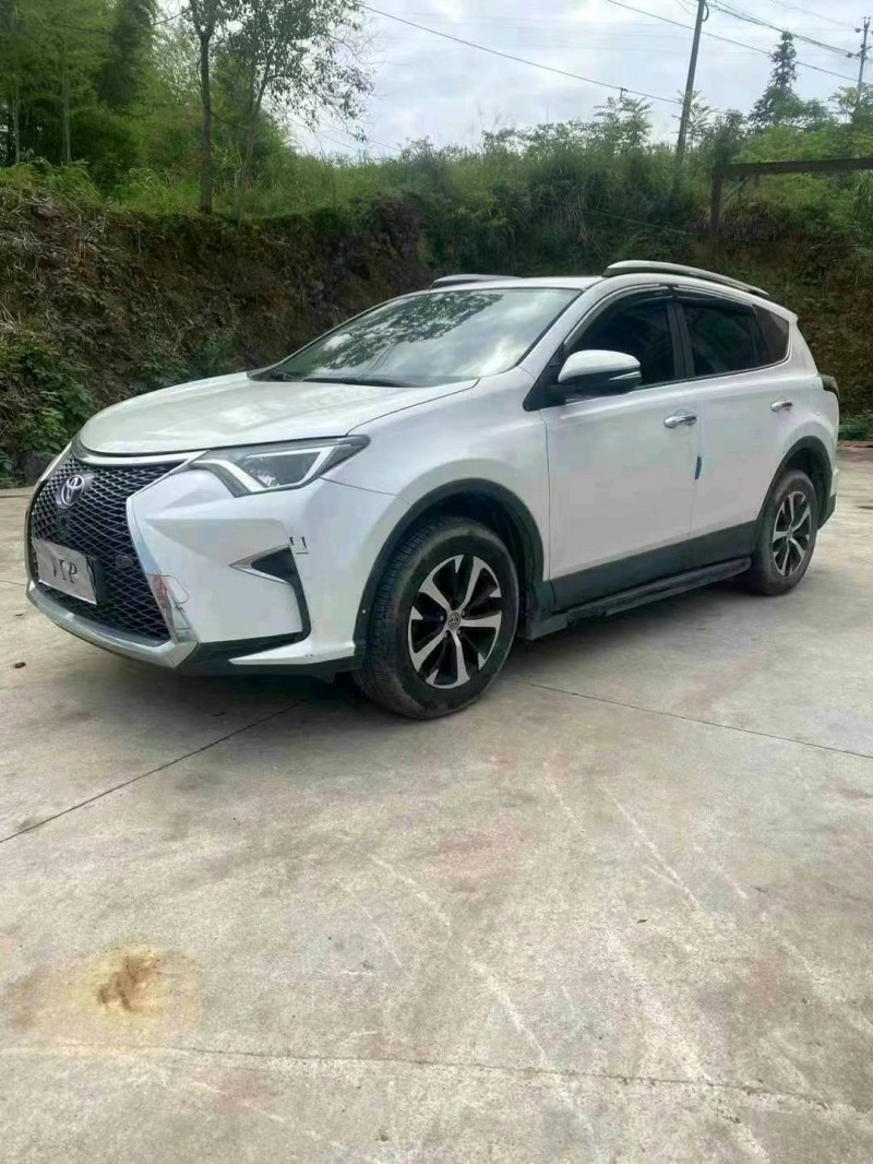 岳陽16年豐田RAV42