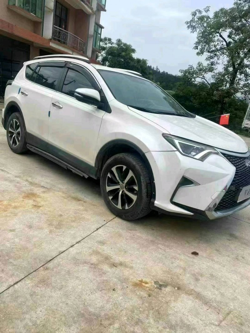 岳陽16年豐田RAV43
